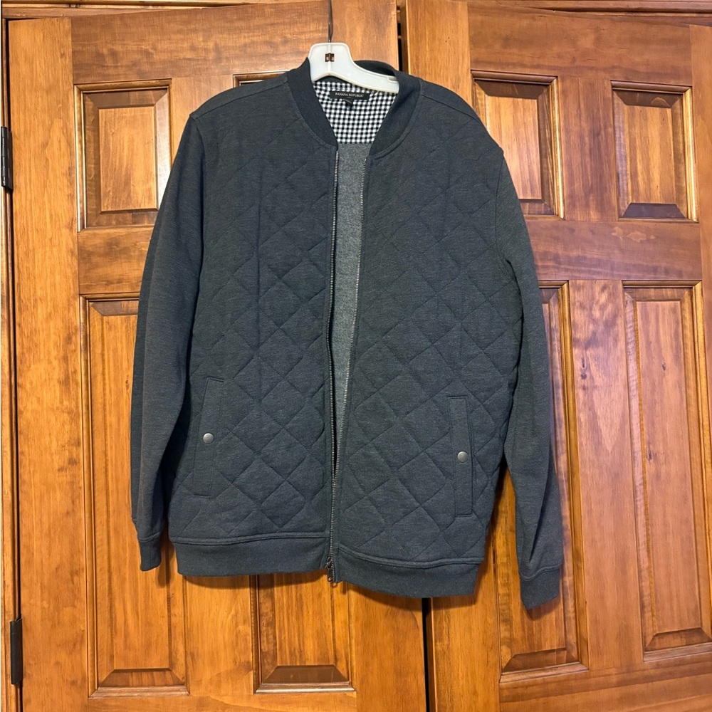 Banana Republic Quilted Dark Gray Bomber Jacket ❤️